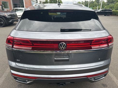 New 2025 Volkswagen Atlas Cross Sport SE image 3