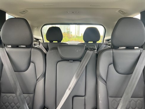 Used 2025 Volvo XC90 B5 Plus image 22