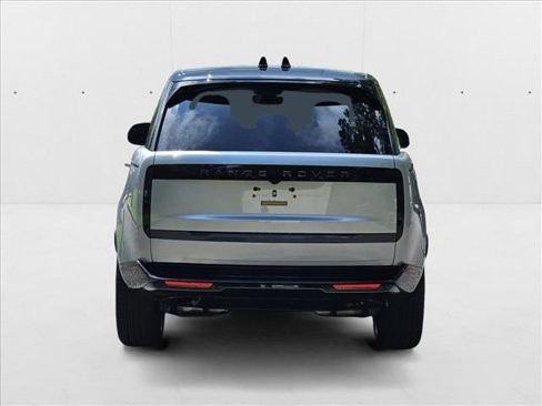 New 2025 Land Rover Range Rover SE image 8