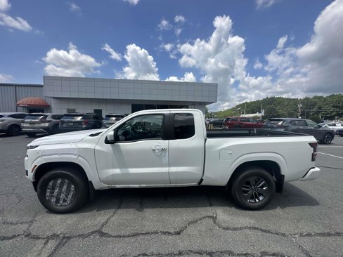Used 2025 Nissan Frontier SV w/ SV Convenience Package image 6