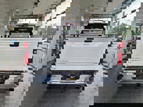 Used 2024 Chevrolet Silverado 2500 LT image 5