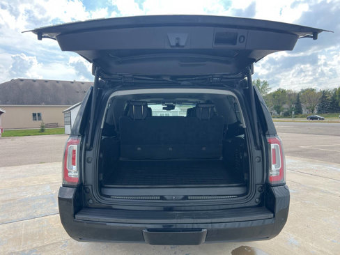 Used 2016 GMC Yukon XL SLT image 8