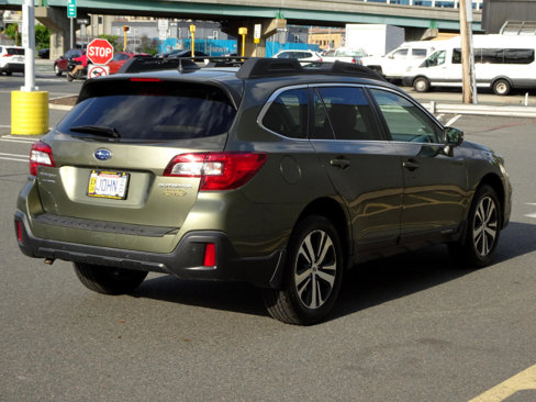Used 2019 Subaru Outback 2.5i Limited w/ Popular Package #2 image 7