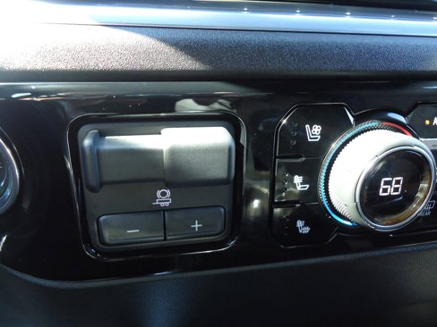Used 2025 Chevrolet Silverado 2500 High Country image 22