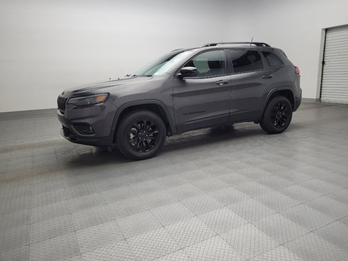 Used 2023 Jeep Cherokee Altitude Lux image 2