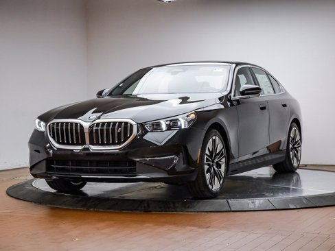 New 2026 BMW i5 eDrive40 w/ Premium Package image 1