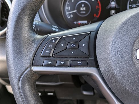 Used 2021 Nissan Kicks SV image 23