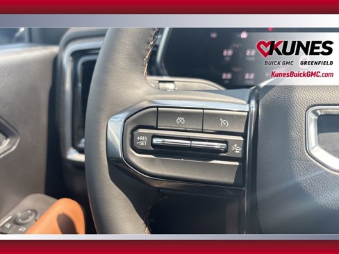New 2025 GMC Canyon AT4 w/ Technology Plus Package image 24