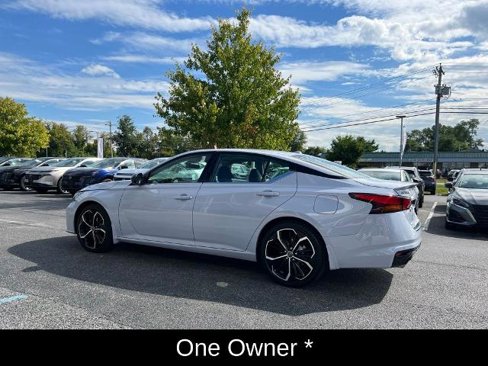 Certified 2023 Nissan Altima 2.5 SR w/ SR Premium Package image 10