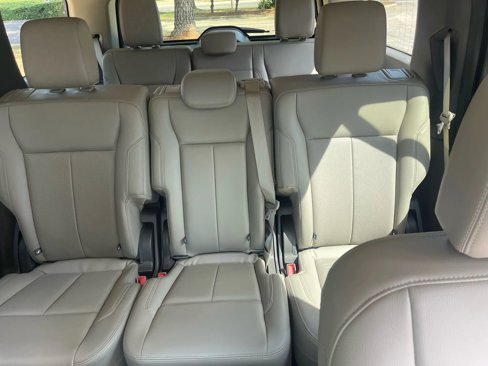 Used 2020 Ford Expedition XLT w/ Equipment Group 202A image 17