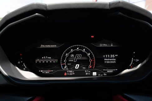 Used 2022 Lamborghini Urus image 42