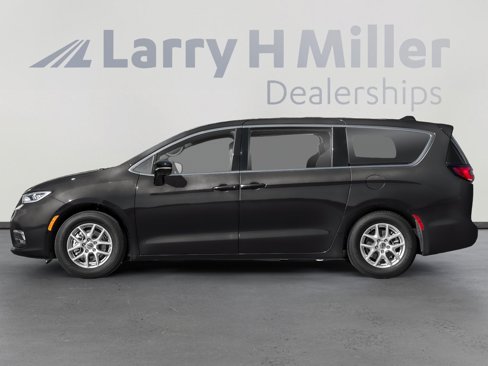 New 2026 Chrysler Pacifica Select image 3