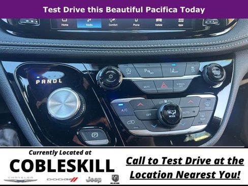 New 2026 Chrysler Pacifica Select image 26
