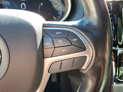 Certified 2020 Jeep Grand Cherokee Altitude image 24
