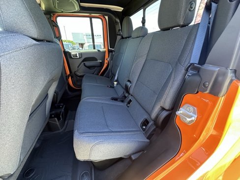 New 2025 Jeep Gladiator Willys image 10