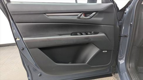 Used 2025 MAZDA CX-5 Carbon Edition image 13