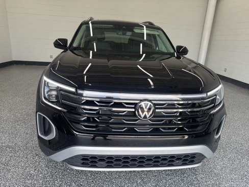 New 2026 Volkswagen Atlas Peak Edition image 6