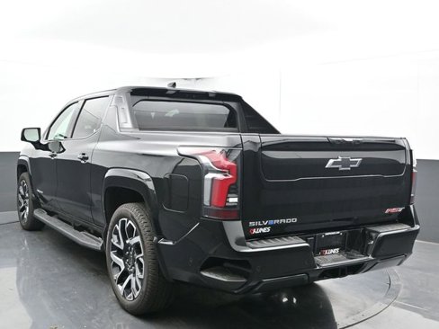 New 2025 Chevrolet Silverado EV RST image 8