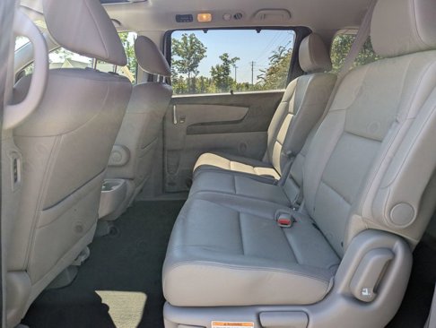 Used 2014 Honda Odyssey EX-L image 16