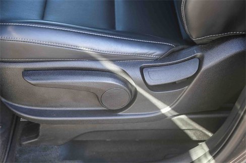 Used 2024 Kia Telluride LX image 23