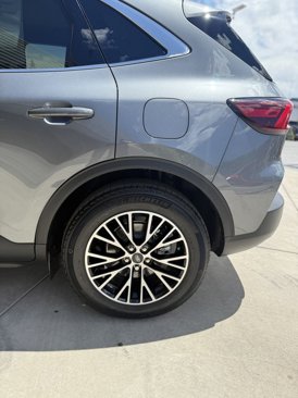 Certified 2025 Ford Escape SE image 32