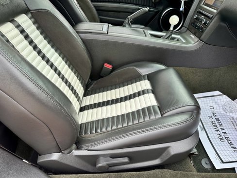 Used 2014 Ford Mustang Shelby GT500 w/ Equipment Group 821A image 25