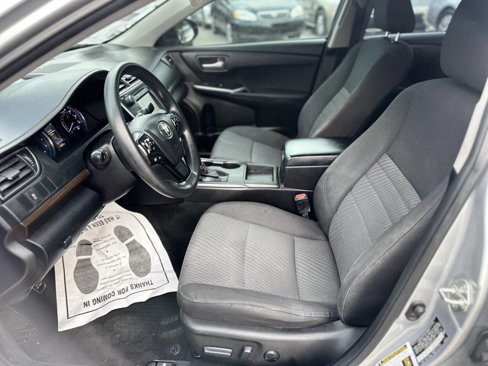 Used 2016 Toyota Camry LE image 10