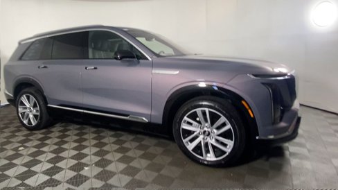 New 2026 Cadillac Vistiq Luxury image 2