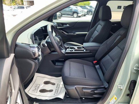 New 2026 Chevrolet Equinox LT w/ Safety and Technology Package image 11