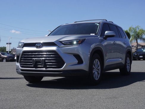 Used 2024 Toyota Grand Highlander XLE image 8