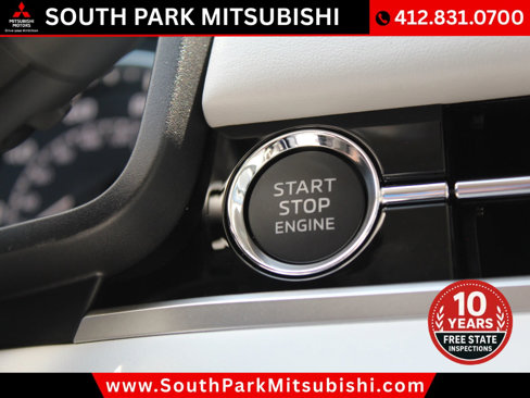 New 2025 Mitsubishi Outlander SE image 22