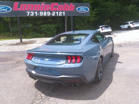 Used 2024 Ford Mustang Premium w/ 2.3L High Performance Package image 4