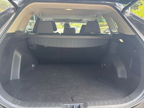 Used 2024 Toyota RAV4 XLE image 31