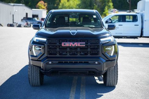 Used 2024 GMC Canyon Elevation image 2