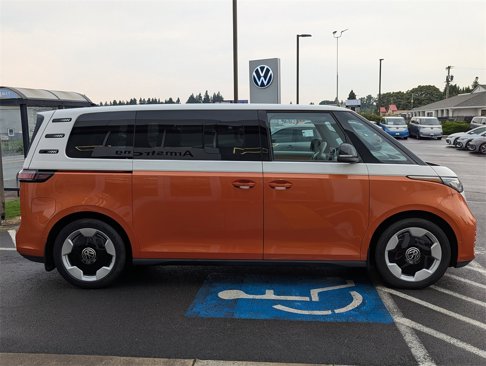 New 2025 Volkswagen ID. Buzz Pro S Plus image 6