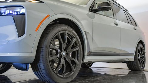 New 2026 BMW X7 M60i image 11