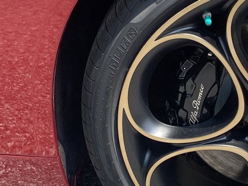 New 2025 Alfa Romeo Giulia AWD w/ Driving Assist Package image 13