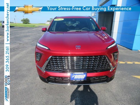 Used 2025 Buick Enclave Avenir w/ Super Cruise Package image 2
