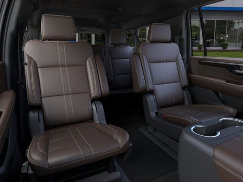 New 2026 Chevrolet Suburban High Country image 17