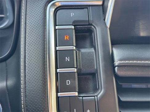 Certified 2023 GMC Yukon XL SLT image 17