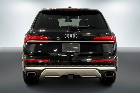 Certified 2025 Audi Q7 3.0T Premium w/ Convenience Package image 4