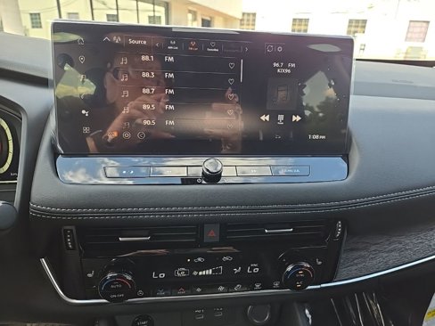 New 2026 Nissan Rogue Platinum image 21