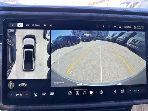 Used 2023 Rivian R1T Adventure image 21