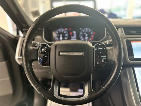 Used 2020 Land Rover Range Rover Sport HSE image 17