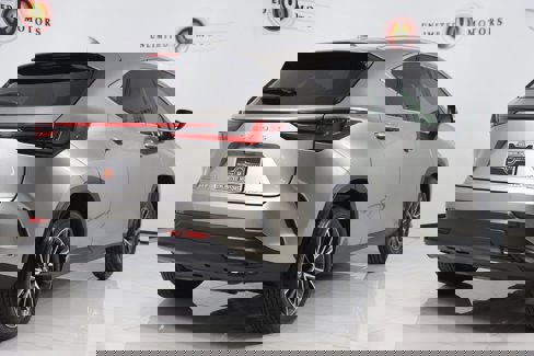 Used 2025 Lexus NX 250 FWD w/ Premium Package image 3