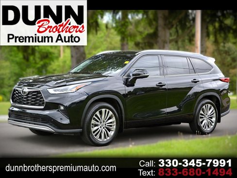 Used 2023 Toyota Highlander Platinum image 1