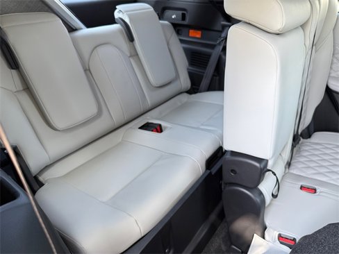 New 2025 Mitsubishi Outlander SEL image 29