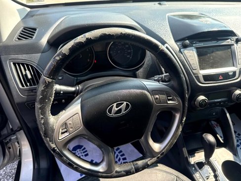 Used 2011 Hyundai Tucson Limited w/ Premium Pkg 3 image 12