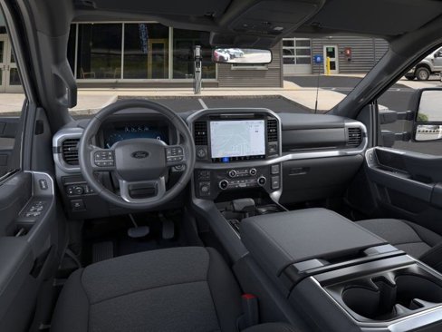 New 2025 Ford F150 XLT w/ Equipment Group 302A MID image 9