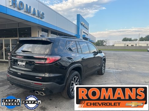 Used 2024 GMC Acadia AT4 w/ Luxury Package image 3